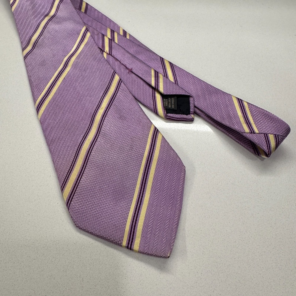 Banana Republic Tie 100% Silk Pink Stripe Gold Vintage Casual‎ Luxury Preppy